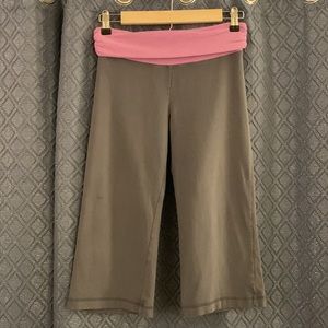 OldNavy Women’s -3/4 Length- YogaPants - Gray&Pink- GoodCondition, Minor Pilling